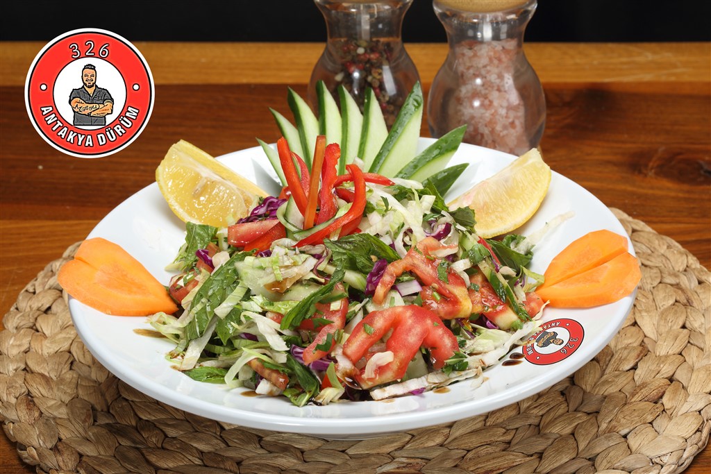 Mevsim Salata